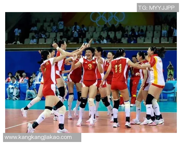 深圳排球队创下排球耐力新高运动员拼搏精神值得赞扬