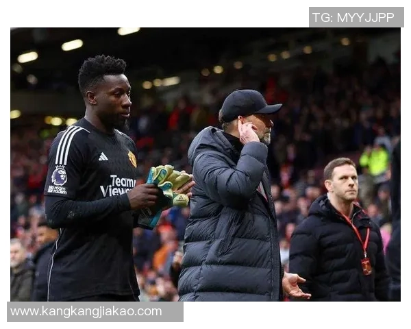 足球明星因手部受伤紧急打绷带备战重要比赛展现坚韧不拔的精神